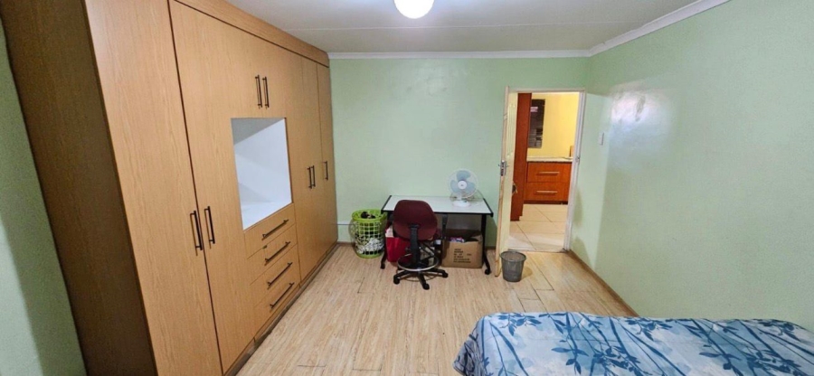 4 Bedroom Property for Sale in Roodepan Northern Cape